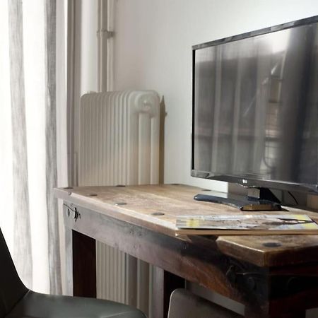 A Cozy Studio At Chalandri Appartamento Atene Esterno foto