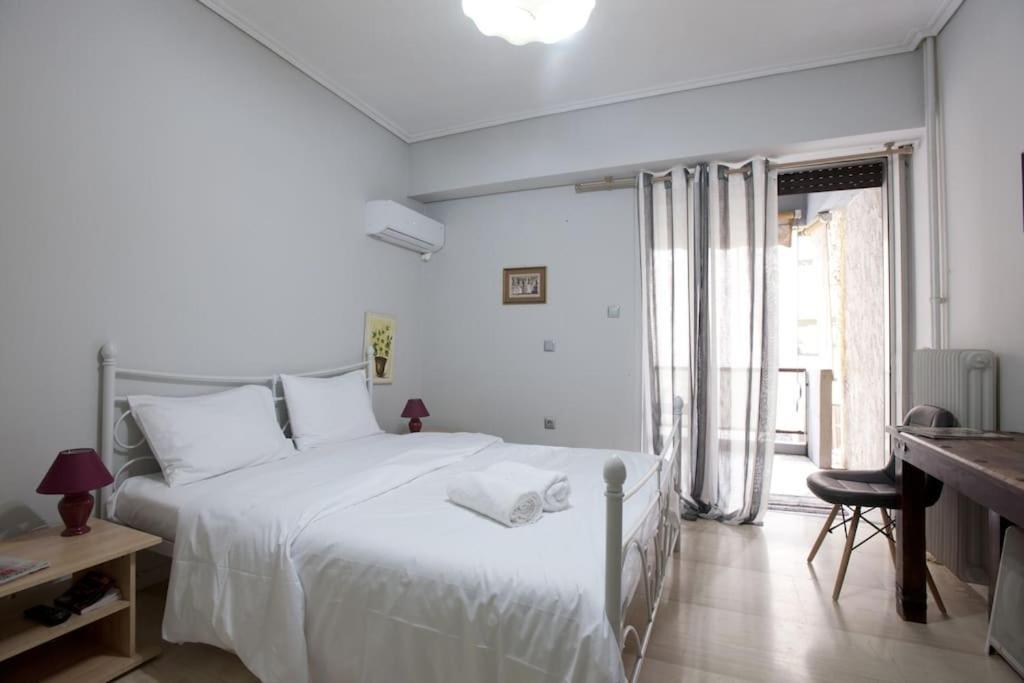 A Cozy Studio At Chalandri Appartamento Atene Esterno foto