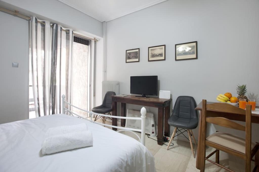 A Cozy Studio At Chalandri Appartamento Atene Esterno foto
